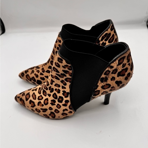 Vaneli Shoes - Vaneli Womens Black Brown Tan Cheetah Print Elastic Side Panels Booties SZ 7.5 W
